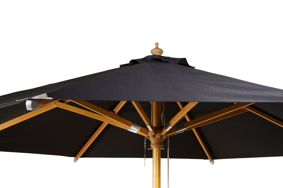 Parasol Azzura – Ø300 cm in de kleur Zwart met beukenhouten frame