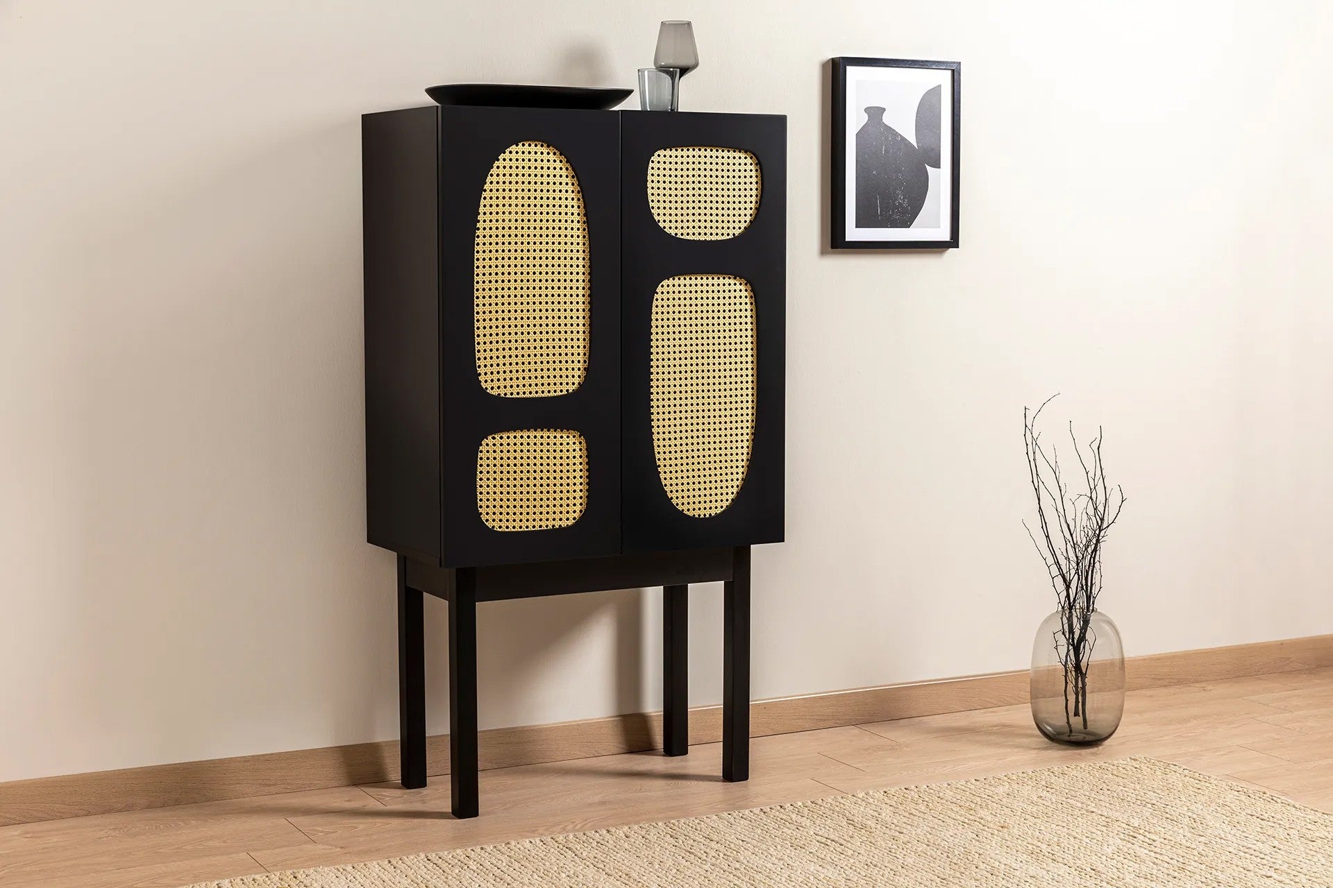 Designerkast Jorvella - van zwart gecoat hout