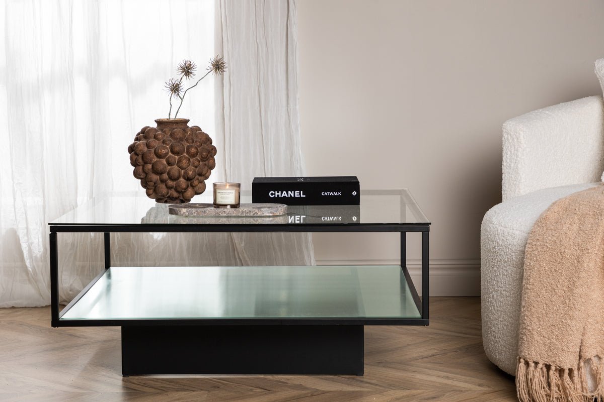 Salontafel Lanera - met glasoppervlakken en stalen corpus