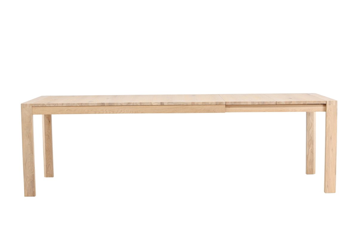 Eettafel Wainui - gemaakt van robuust eikenhout