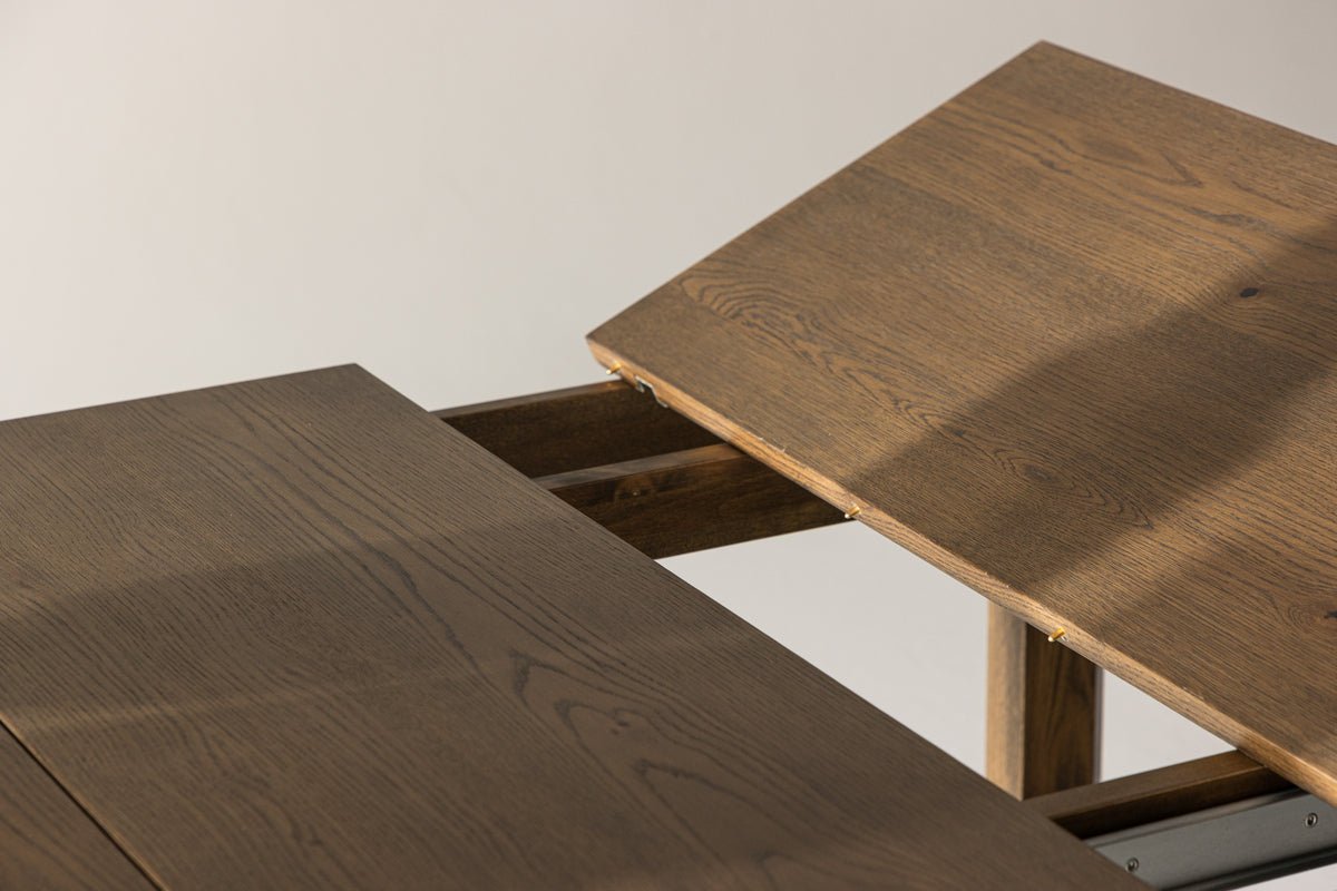 Eettafel Wainui - gemaakt van robuust eikenhout