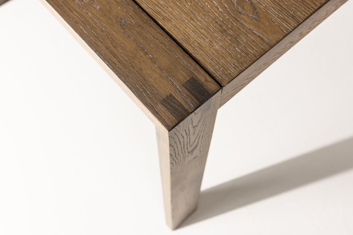 Eettafel Wainui - gemaakt van robuust eikenhout