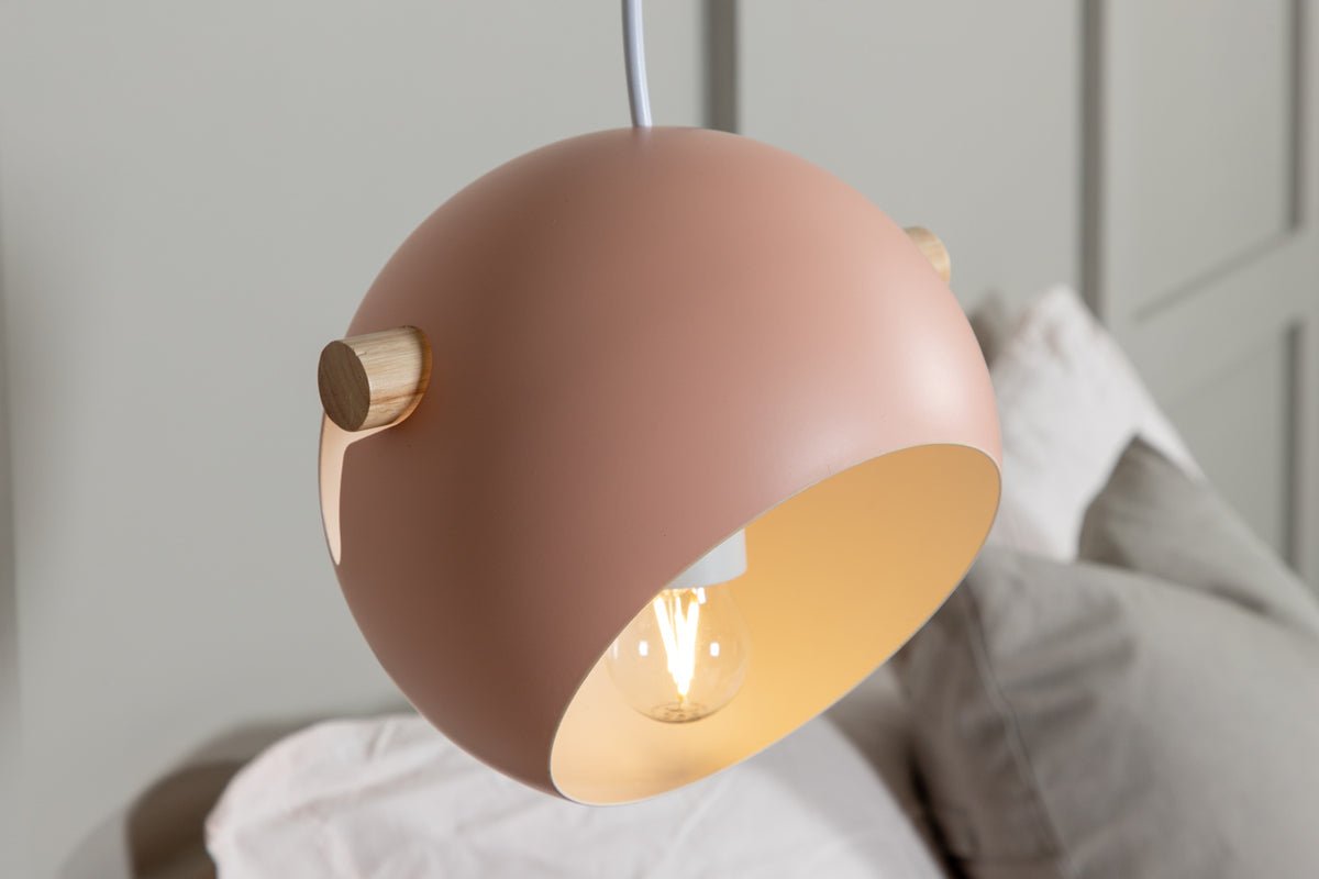 Hanglamp „Serengeti" – Trendy oudroze met walnootdetails