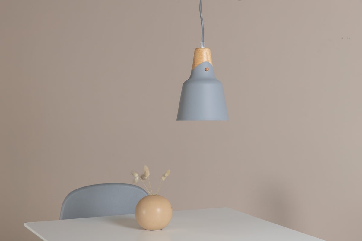 Hanglamp „Elegance" – Doordacht ontwerp met notenhouten afwerking