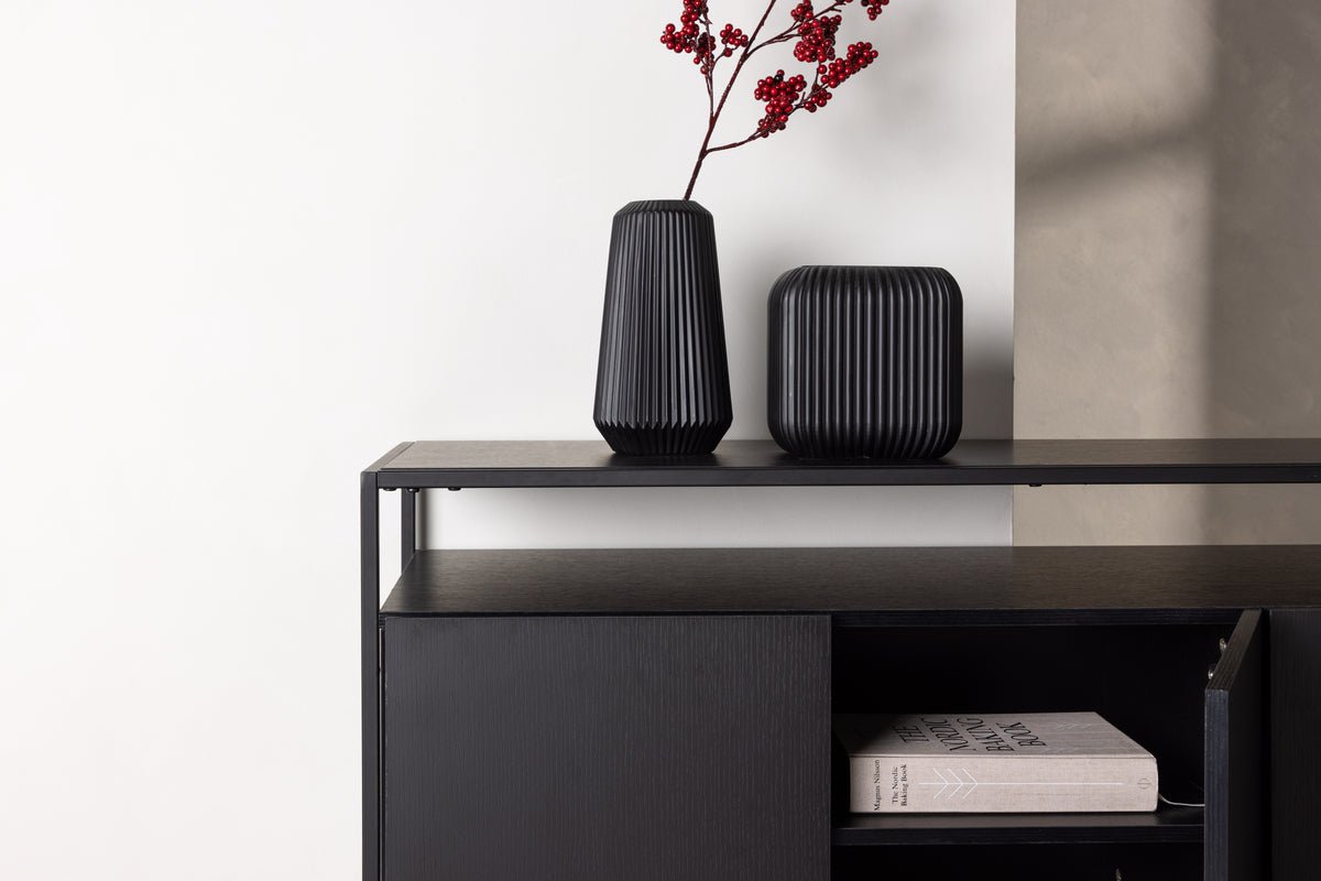 Kommode Merivo – Zwart, Industrieel Chic met open frame