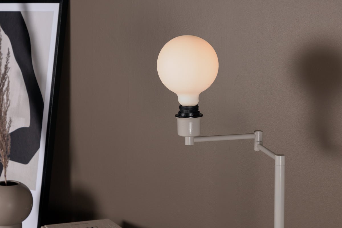 Staande lamp „Alice“ – Modern en strak voor ontspannen momenten