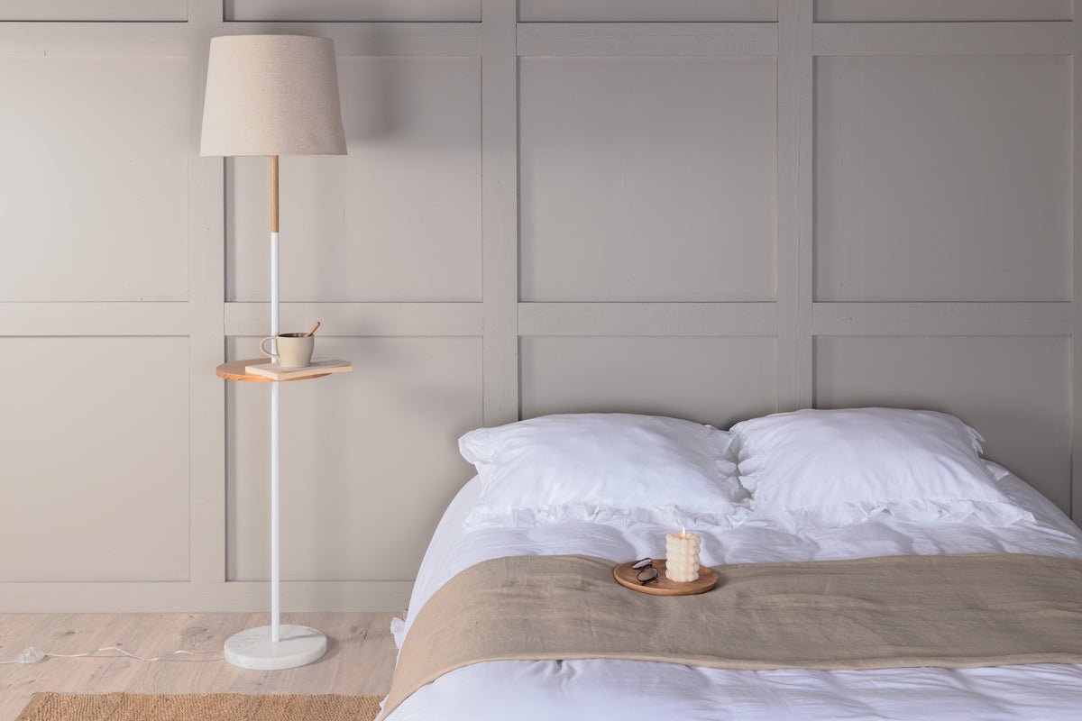 Staande lamp „Lienz“ – Zacht Beige met reliëfoppervlak