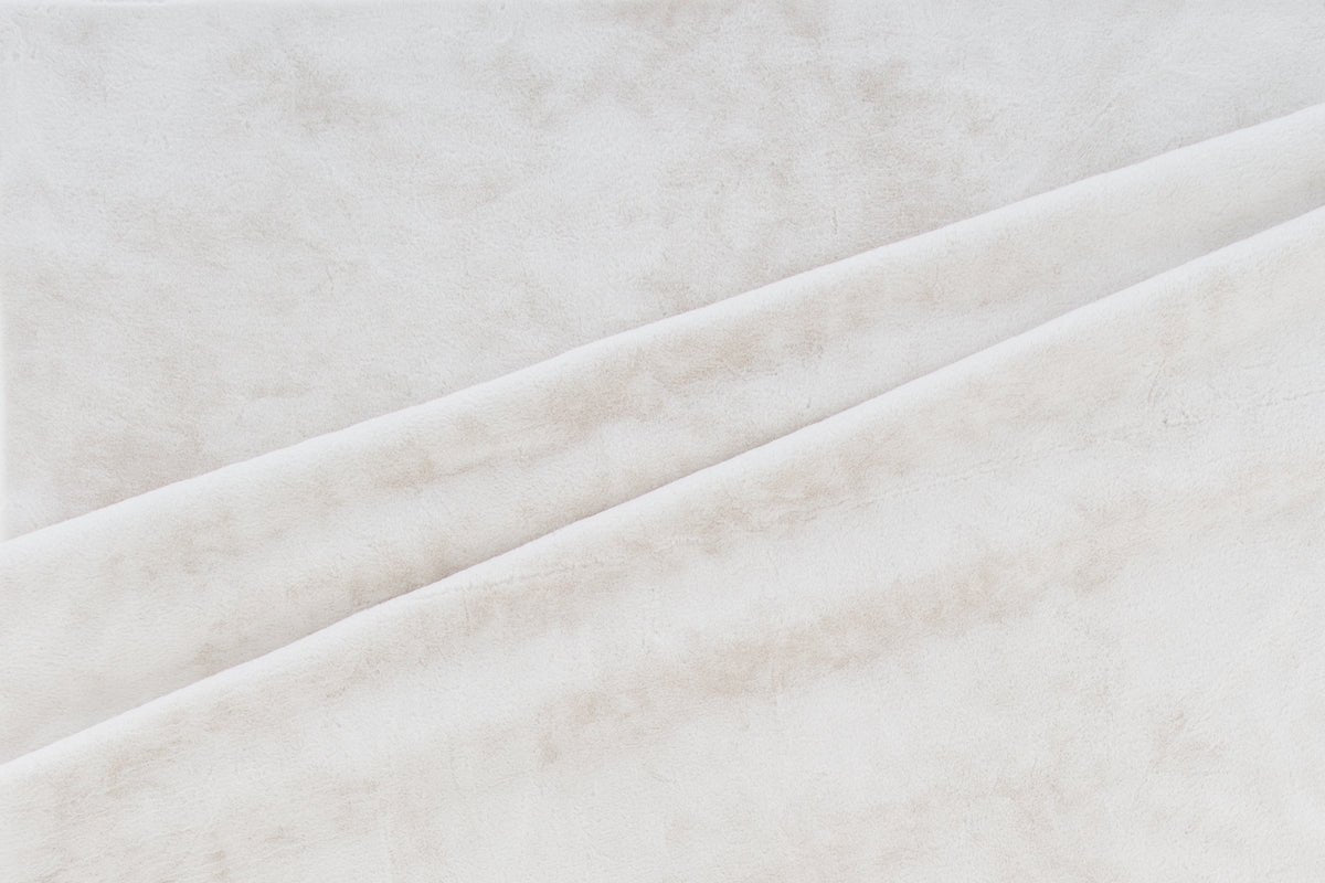 Vloerkleed Auria – in vier kleuren van polyester & katoen