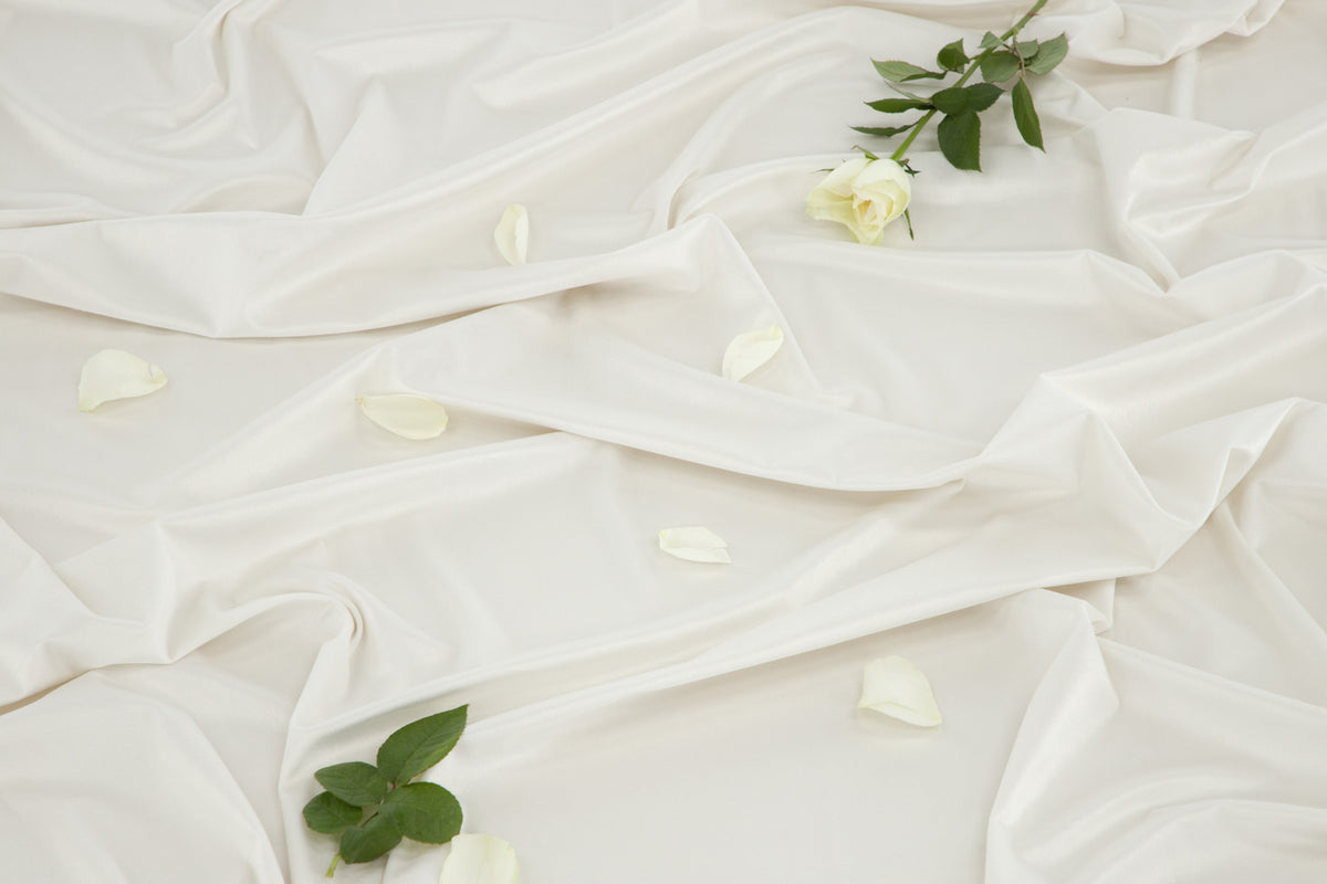 Gordijnenset Anny – fluweeluitstraling in vele kleuren