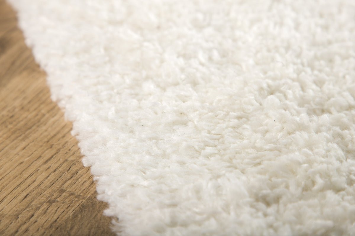 Hoogpolig tapijt Oden – in drie kleuren van polypropyleen & jute