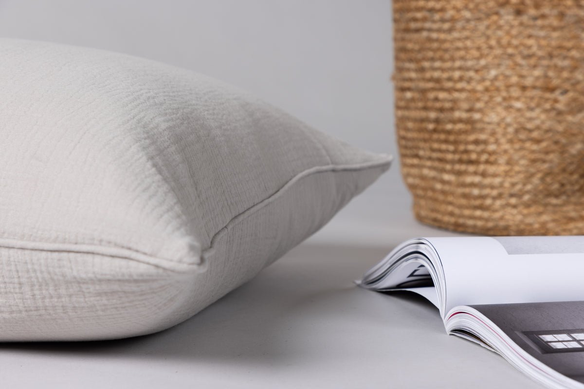 Kussenhoes Moments - 60x60 cm in Beige en Grijs uit 100% katoen