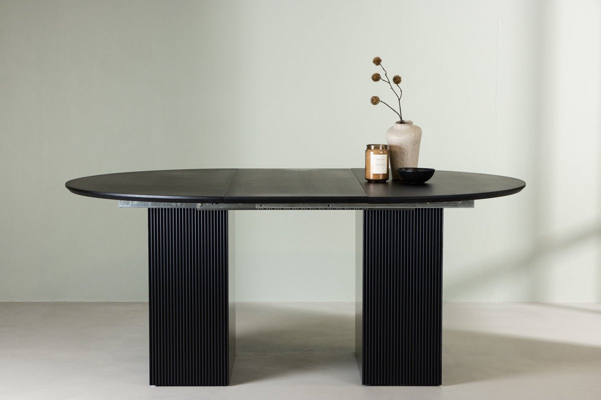 Eettafel Te Kaha - in elegante, tijdloze uitstraling