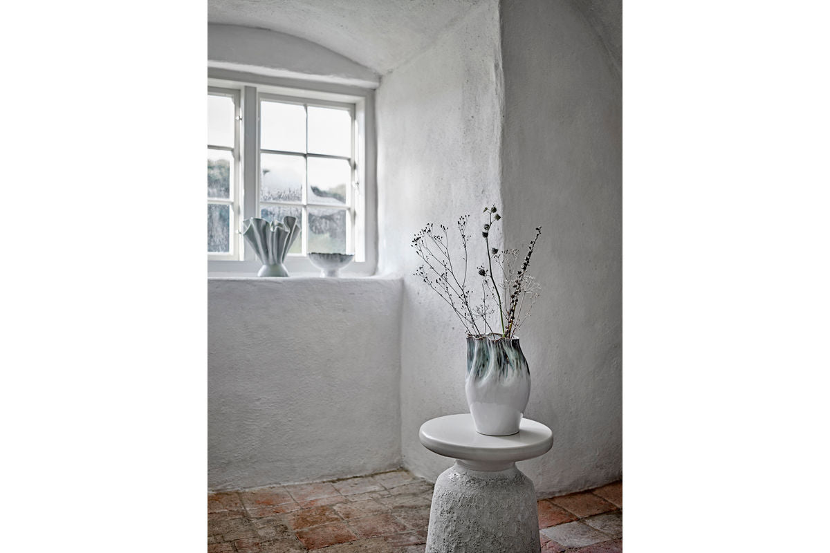 Vaas „Elvyn“ – steengoed met reactieve glazuur