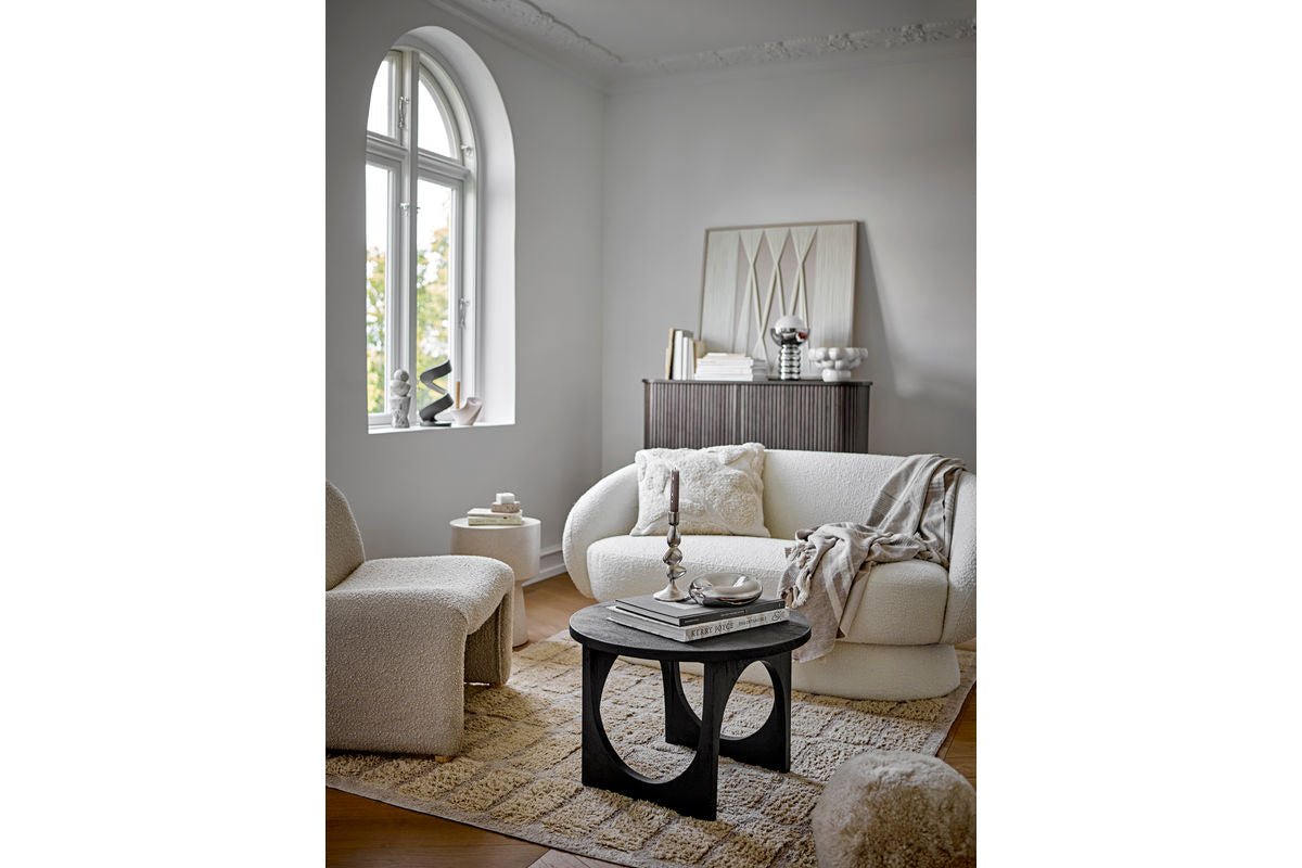 Sierkussen Alba – Getuft ontwerp in ton-sur-ton natuurtinten