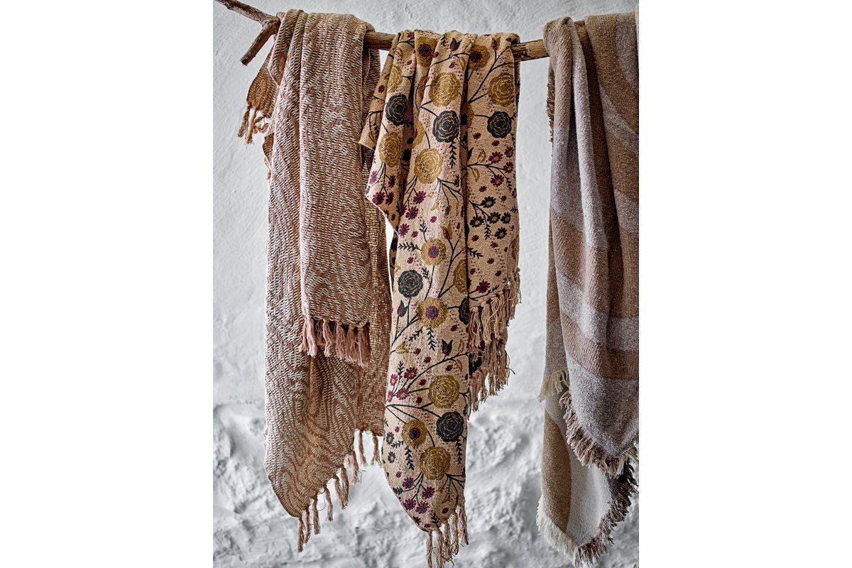 Tweepersoonsbedsprei Fiora – gerecyclede katoen met bloemmotief