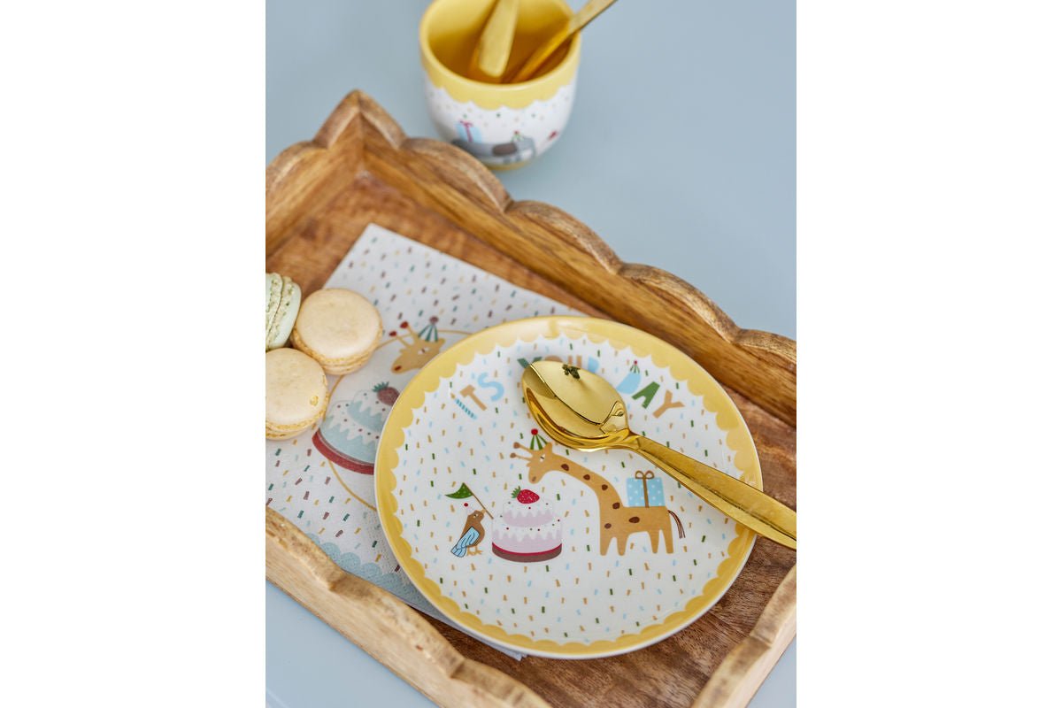 Teller Eirvik – Geel, gemaakt van steengoed