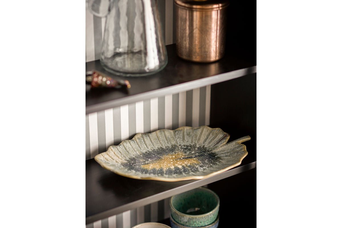 Serveerschaal Sunae - gemaakt van steengoed - bladvorm