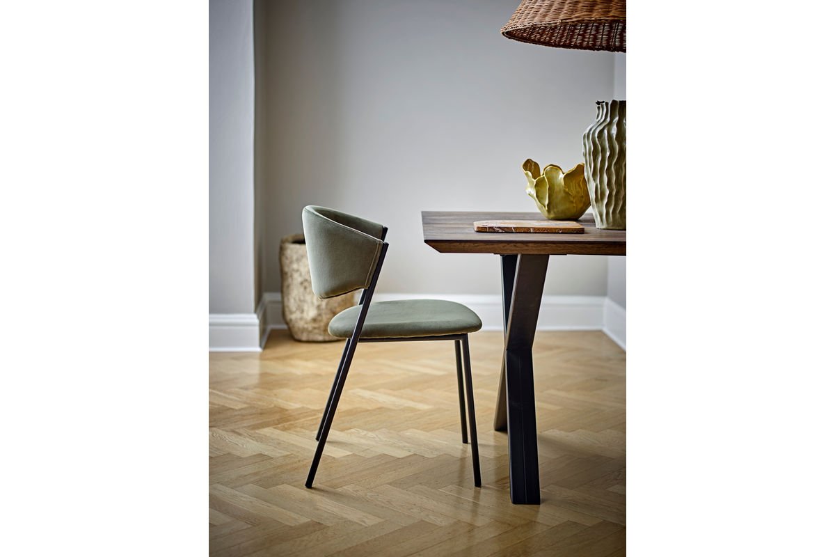 Schotel Auror – sculpturaal steengoed in geel