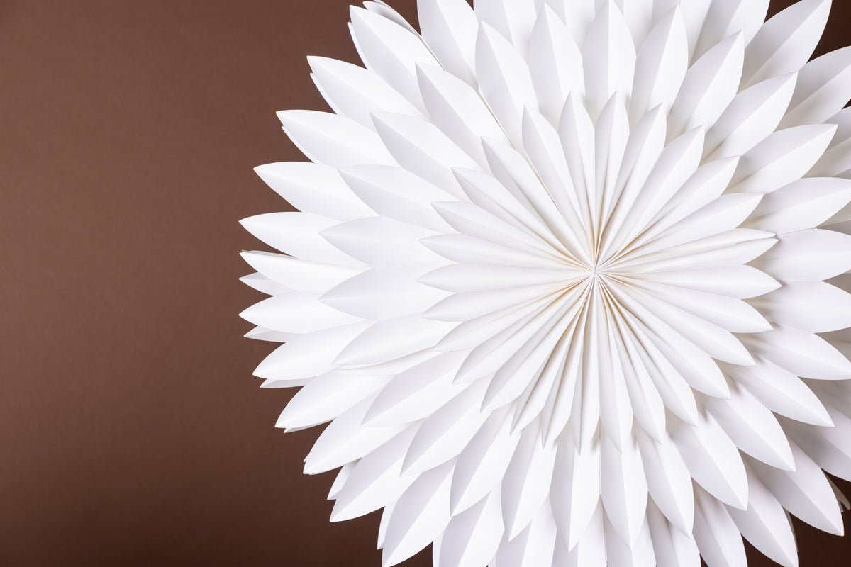 Kerstplafondlamp Starla - witte stervorm in 2 maten