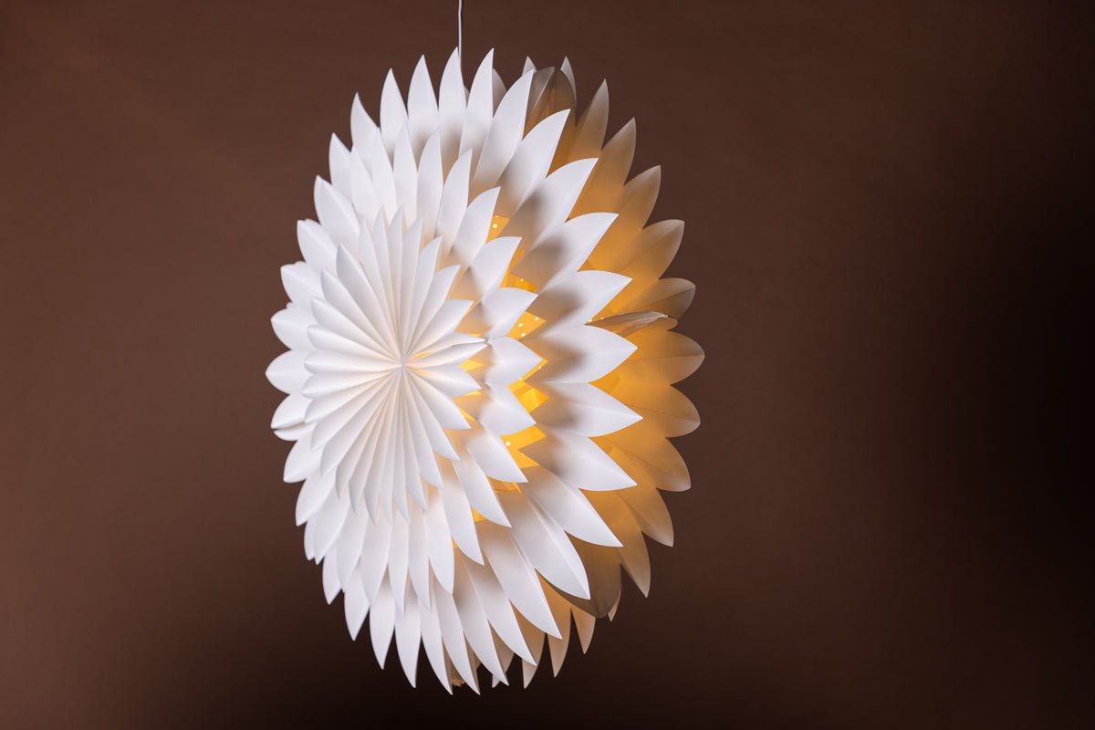 Kerstplafondlamp Starla - witte stervorm in 2 maten