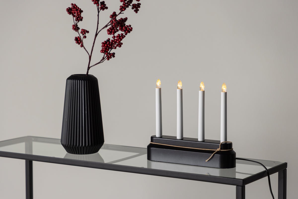 Kerstverlichting Fjordlicht - in Zwart met 4 kaarsen