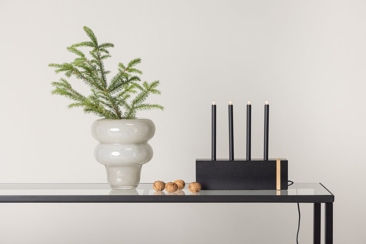 Kerstverlichting Mira - in Zwart met 4 kaarsen
