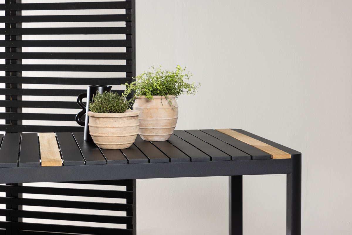 Tuin tafel Nuru - Teakhout en aluminium voor stabiliteit en duurzaamheid