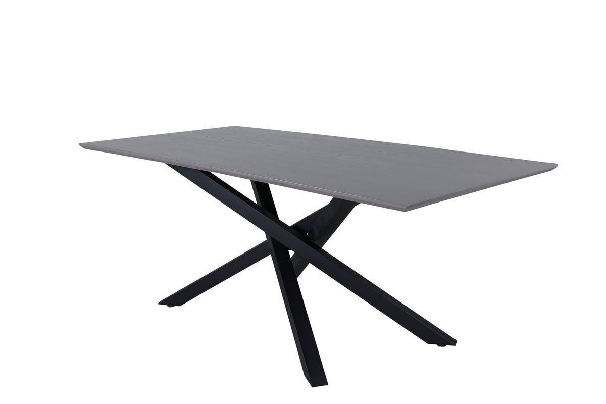 Eettafel Aoraki - met moderne elegantie en strakke lijnen