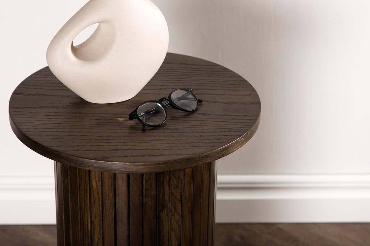 Bijzettafel Nala – modern design met ribbeldetails