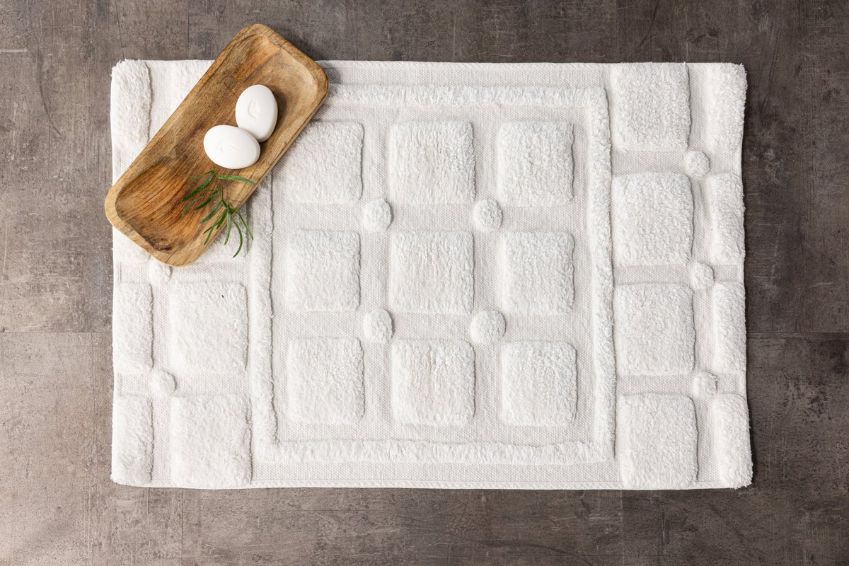 Badmat Balian - in helder wit van zachte katoen