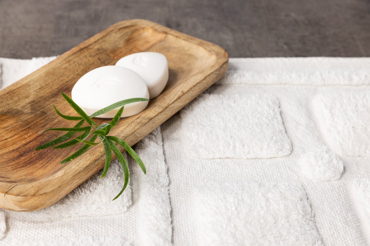 Badmat Balian - in helder wit van zachte katoen