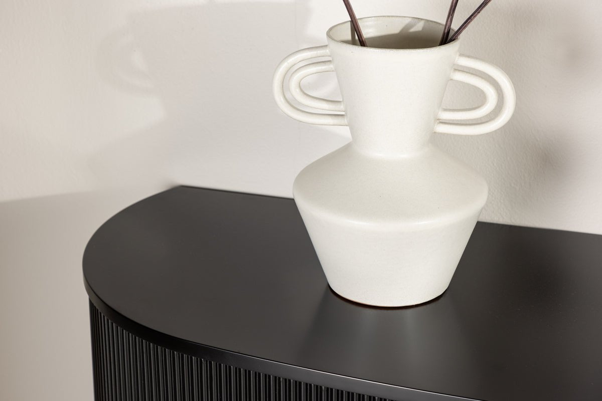 Bijzettafel Silva – in Zwart met groefpatroon