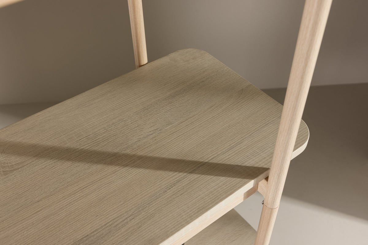 Regal Heim – hoog staand rek in Whitewash met 5 planken