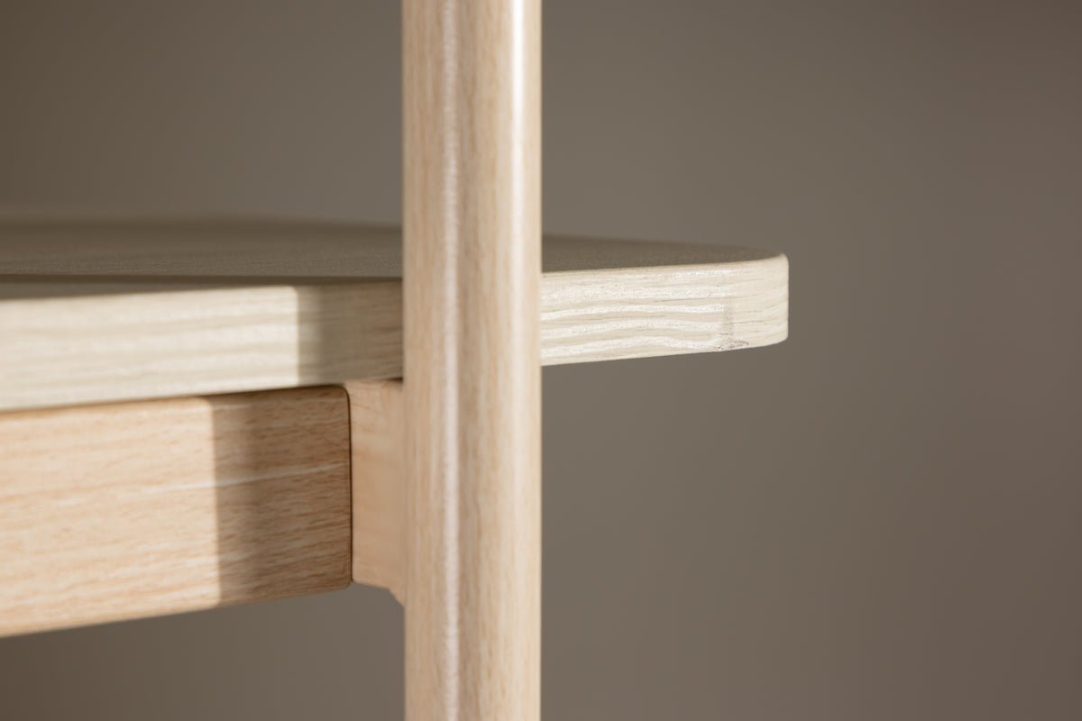 Regal Heim – hoog staand rek in Whitewash met 5 planken