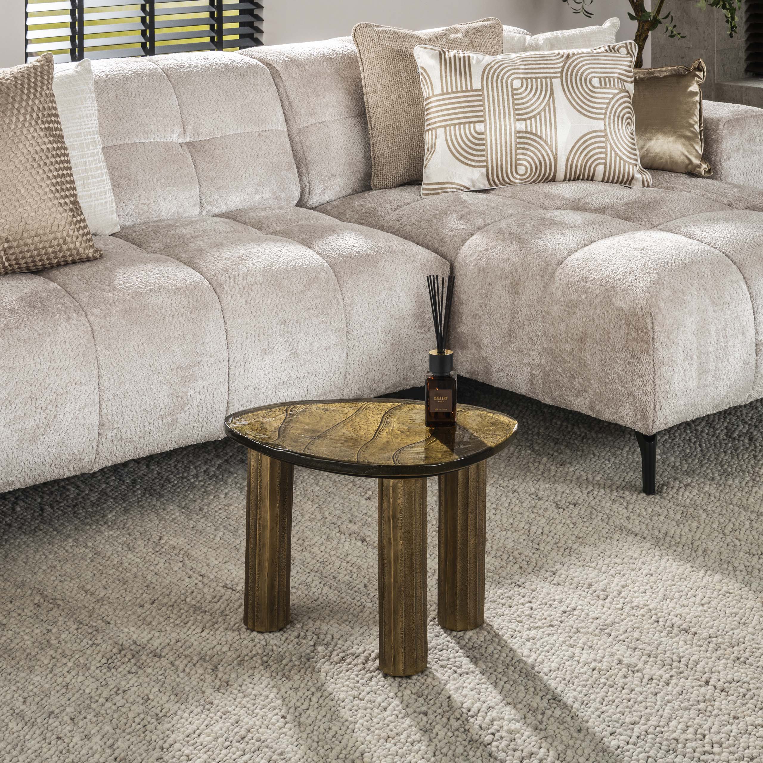 Salontafel Elysium - Maat S in antiek koper of antiek goud met gegoten glas