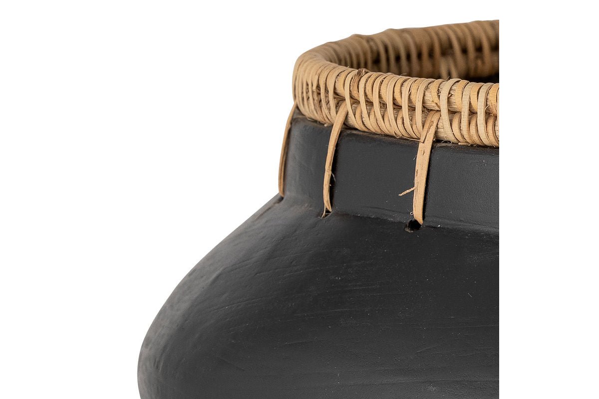 Bloempot Dahlia - van terracotta in de kleur Zwart