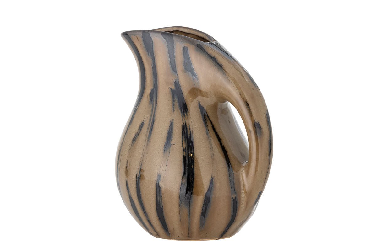 Krug Soren – steengoed met reactieve glazuur in bruin