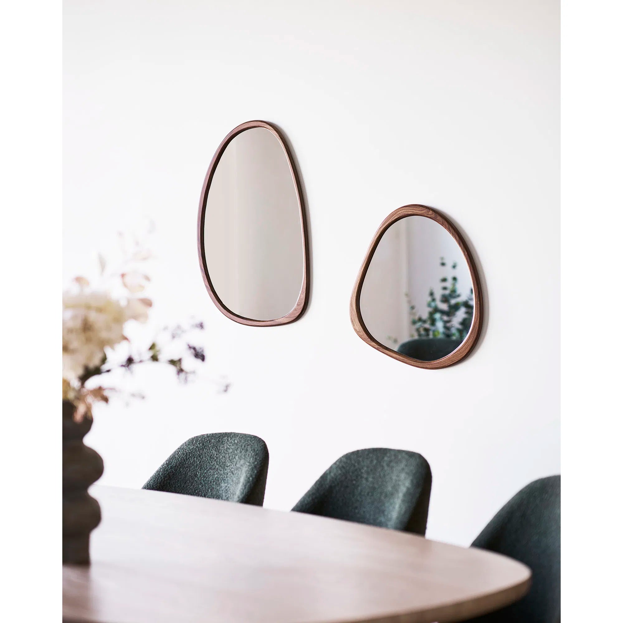 Spiegel Ardano – Organische vorm in houtlook (44×48 cm)