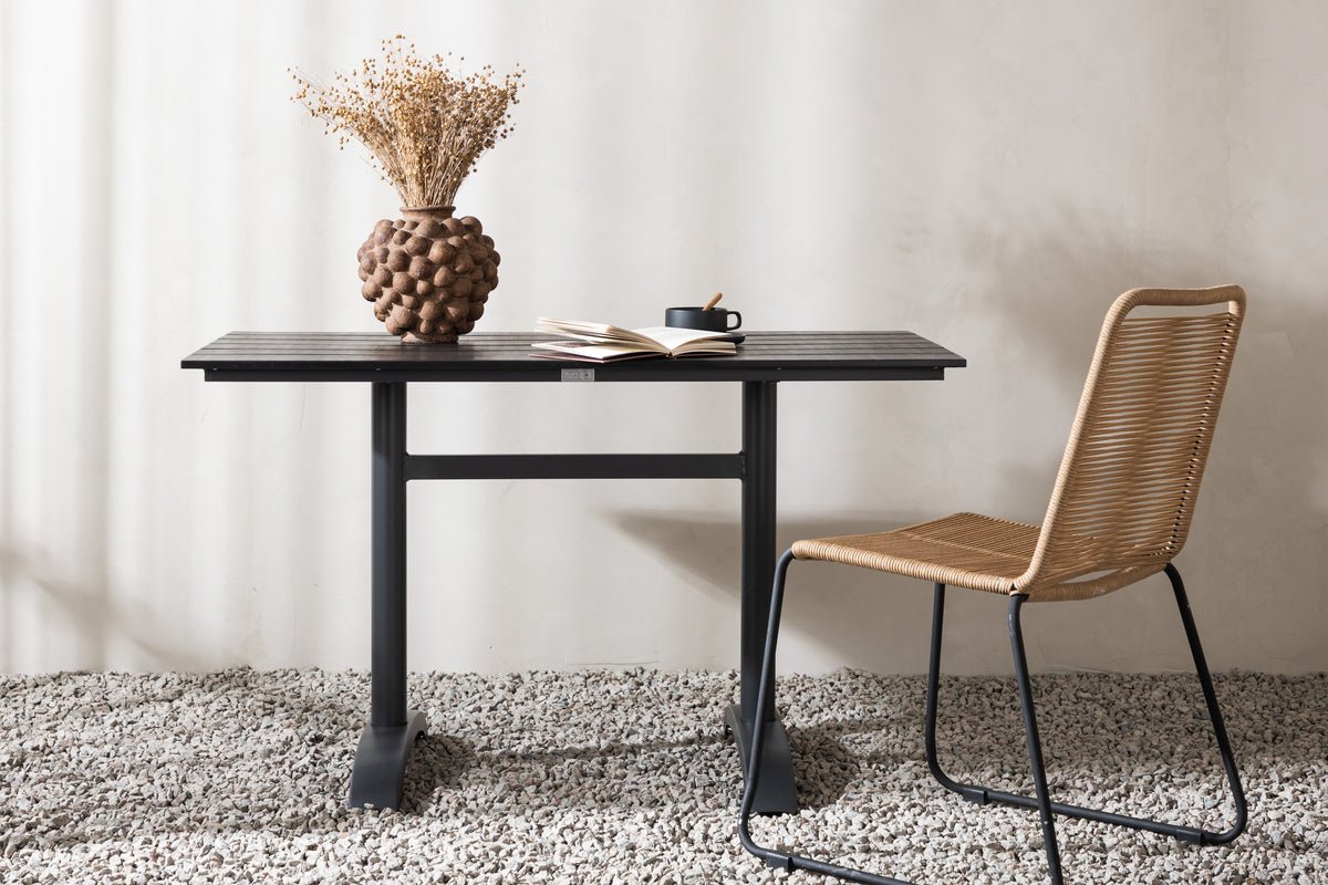 Tuin eettafel Salento - 120x90 cm in Zwart met een tafelblad van Aintwood