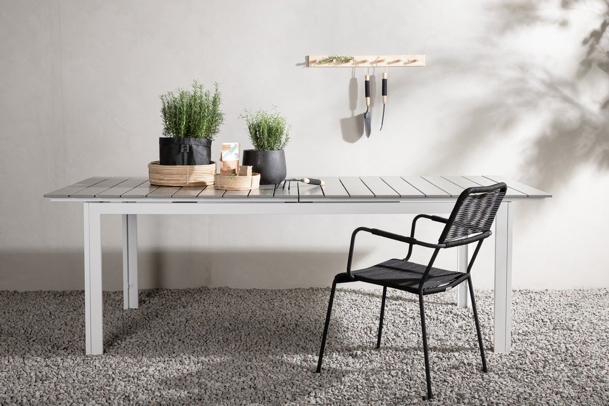 Tuin tafel Kairen - perfect voor gezellige bijeenkomsten in de buitenlucht