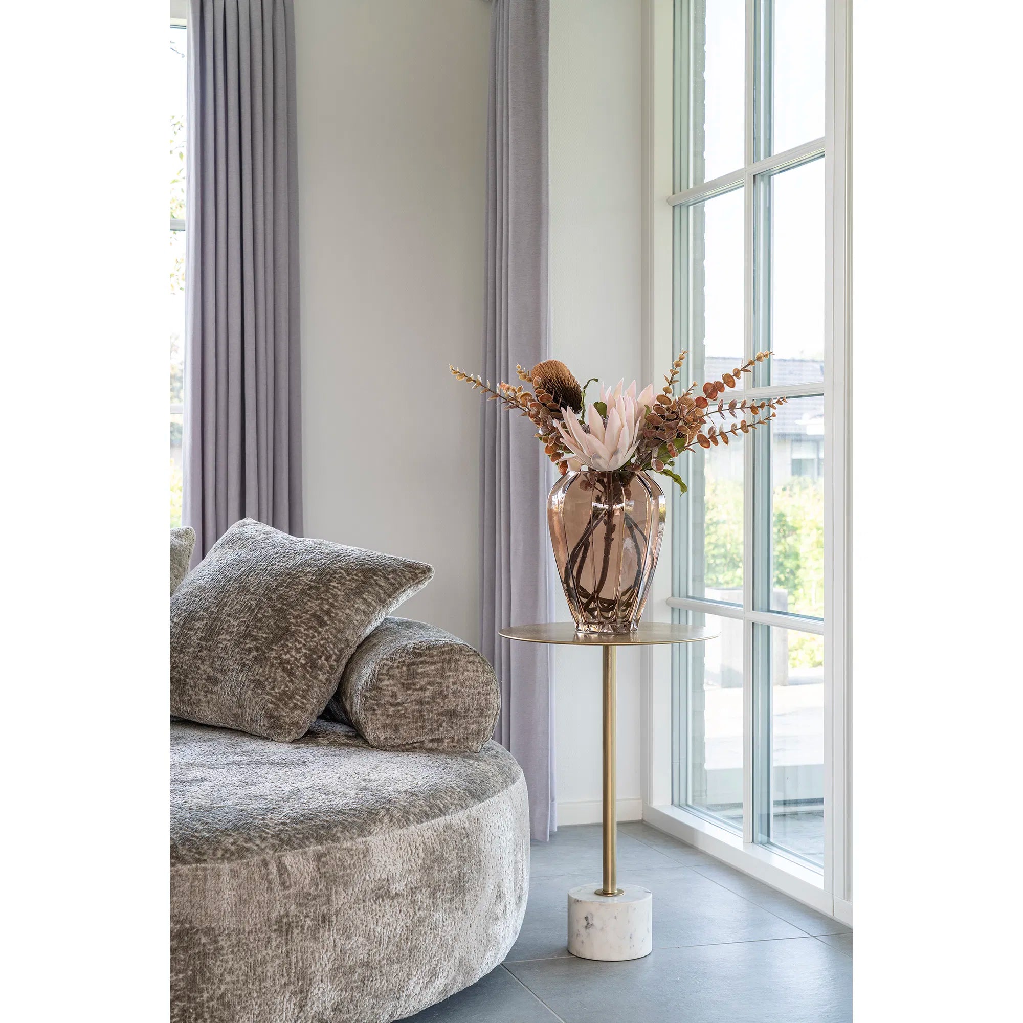 Vaas „Oliviera“ – rookbruin glas
