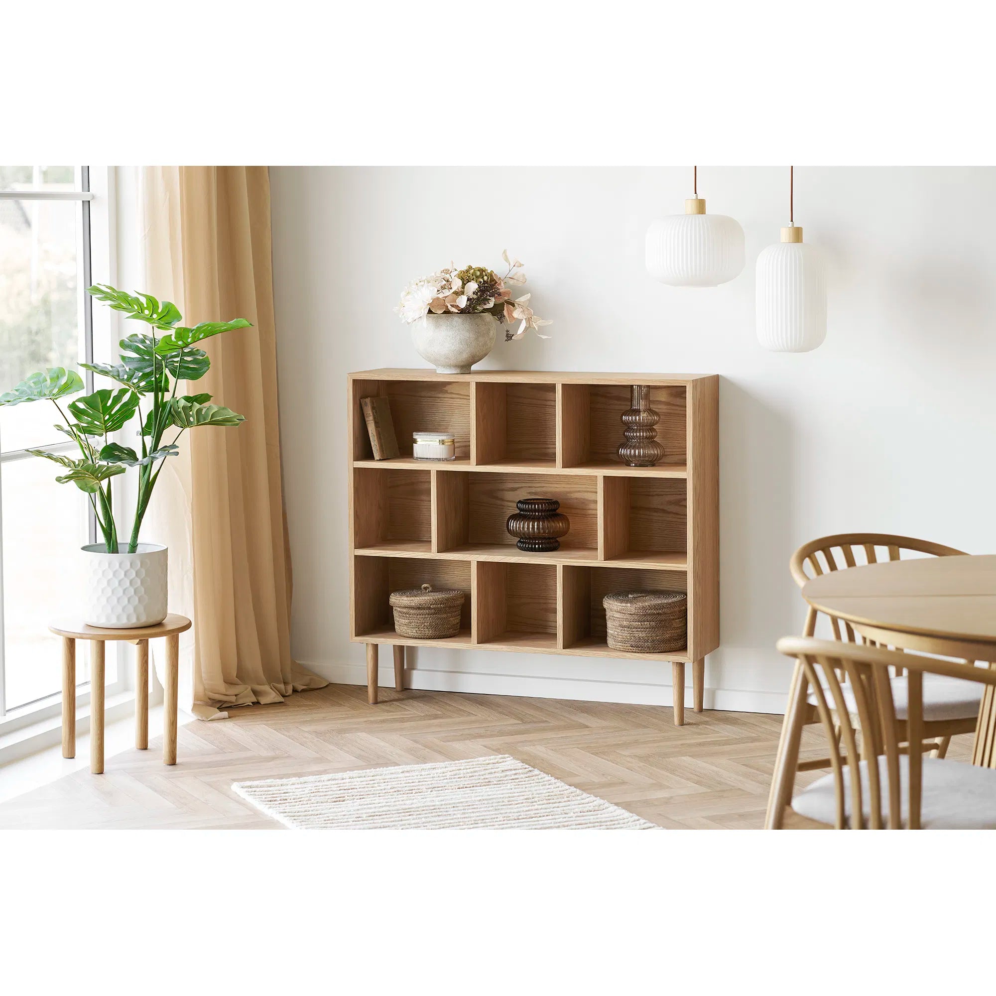 Bloempot „Avelino“ – Witte staal-look met structuur