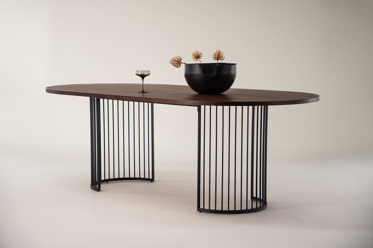 Eettafel Manolo - ovale eettafel met tafelblad in Zwart en walnoot