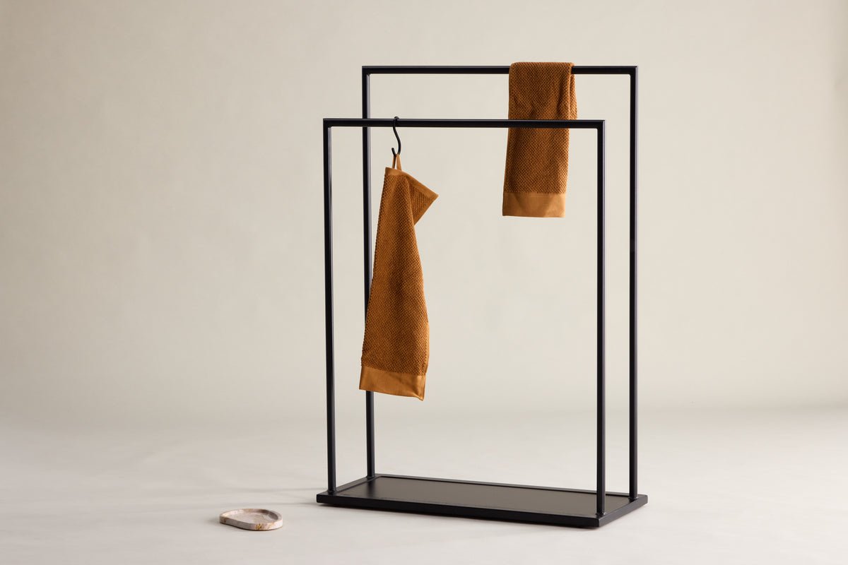 Garderobe Norello – Minimalistische kledingstandaard van staal