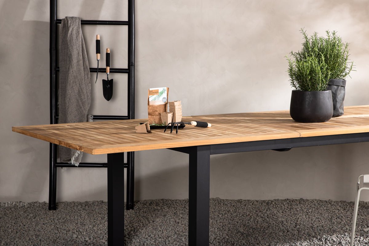 Tuin tafel Lunea - een uitschuifbare eettafel voor buiten