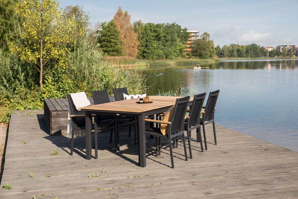 Gartentisch Caimana - een uitschuifbare eettafel met een elegante teak houten blad