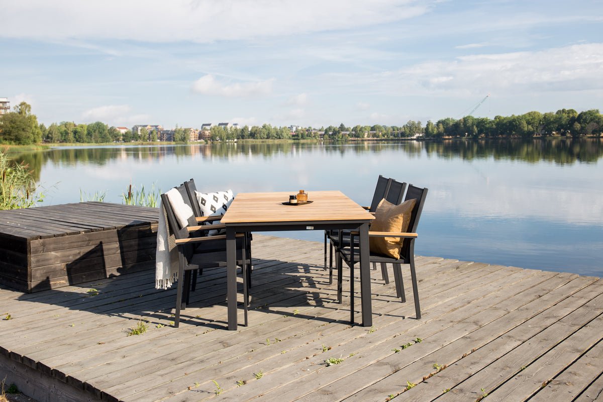 Gartentisch Caimana - een uitschuifbare eettafel met een elegante teak houten blad