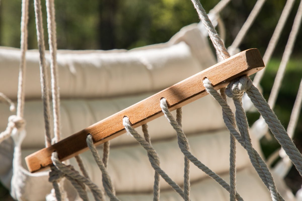 Tuin Hangstoel Arlena – Comfortabele Outdoor Schommelstoel in Wit