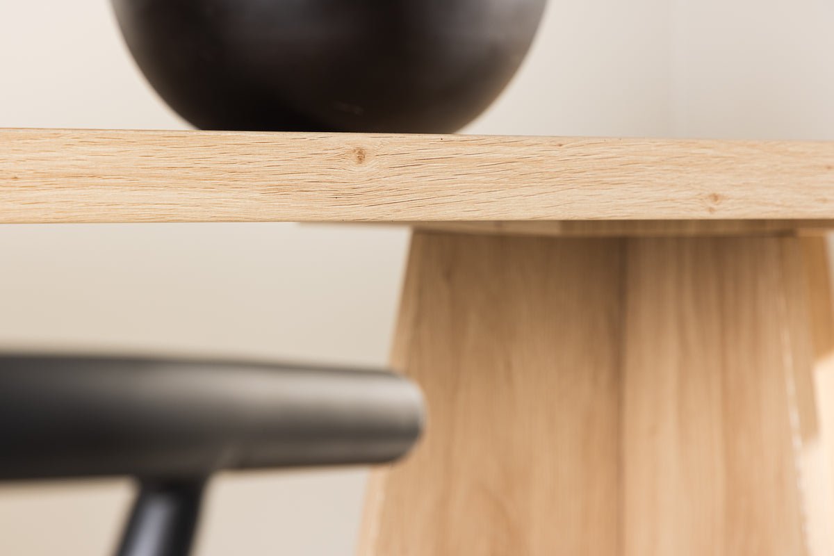 Eettafel Zayana - creëert een elegante, stijlvolle sfeer