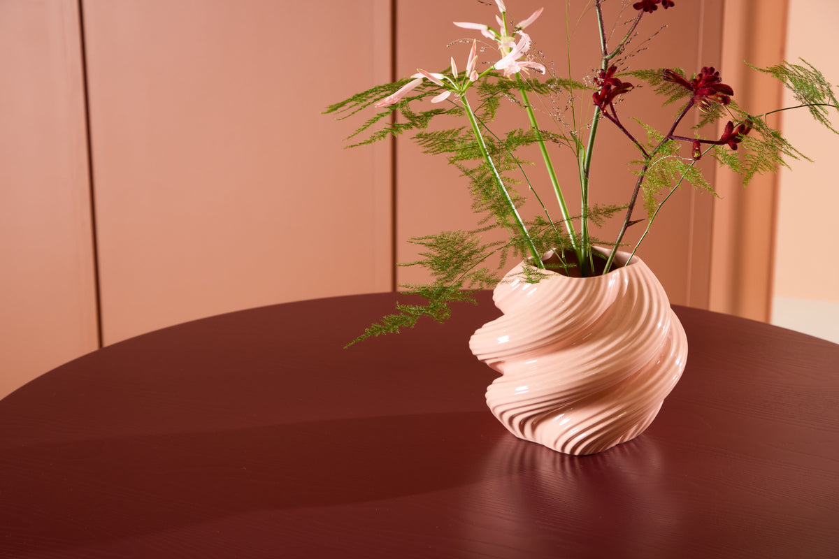 Eettafel Arden – Ronde eettafel in bordeauxrood (Ø 110 cm)